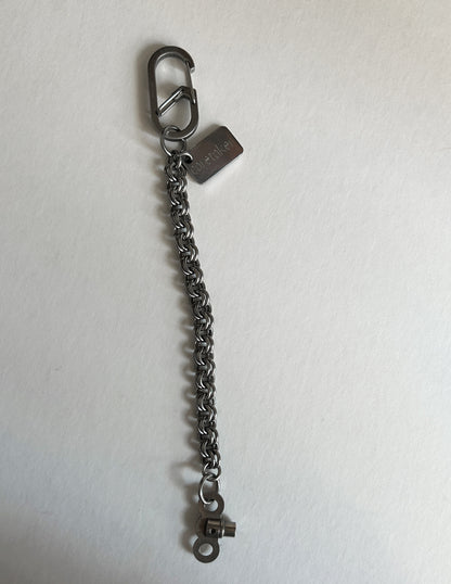 key 005